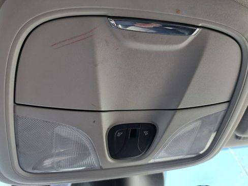 Used 2023 Jeep Cherokee Altitude Lux image 17