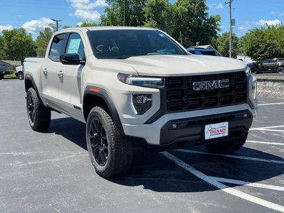 New 2026 GMC Canyon Elevation w/ Convenience Package