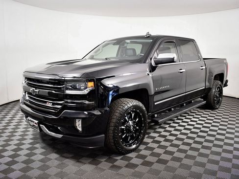 Used 2017 Chevrolet Silverado 1500 LTZ Z71 w/ LTZ Plus Package image 57