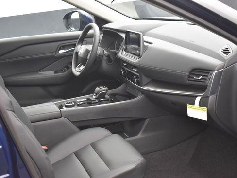 New 2026 Nissan Rogue SV w/ SV Premium Package image 6