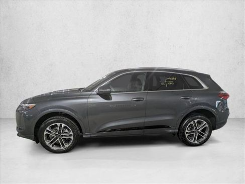 Certified 2025 Audi Q5 Premium Plus w/ Premium Plus image 8