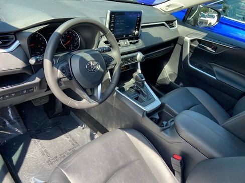 Used 2019 Toyota RAV4 XLE Premium w/ Cold Weather Package AWD/4WD image 21