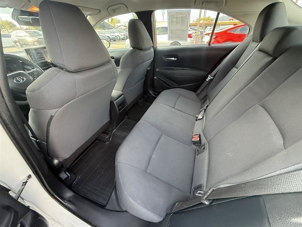Used 2021 Toyota Corolla LE FWD image 15