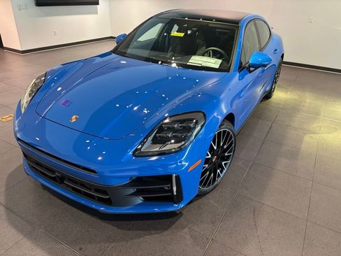 Used 2026 Porsche Panamera 4 AWD/4WD image 1