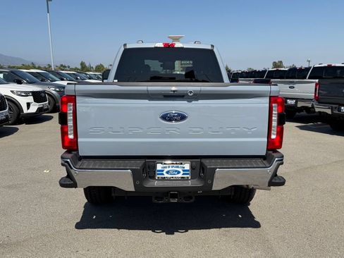 New 2026 Ford F250 Lariat w/ FX4 Off-Road Package AWD/4WD image 6
