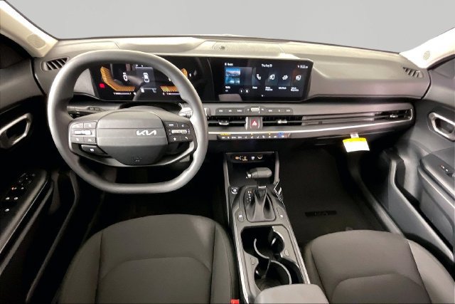 New 2026 Kia K4 FWD image 6