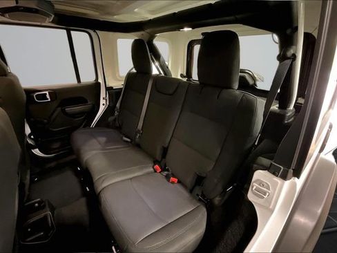 Used 2022 Jeep Wrangler Unlimited Sport AWD/4WD image 26