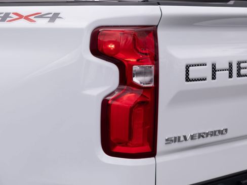 Used 2025 Chevrolet Silverado 1500 LTZ w/ LTZ Convenience Package II AWD/4WD image 26