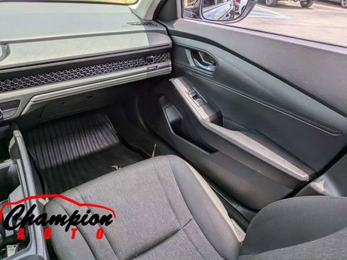 Used 2023 Honda Accord LX image 19