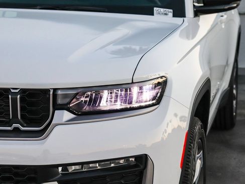New 2026 Jeep Grand Cherokee L Limited RWD image 5