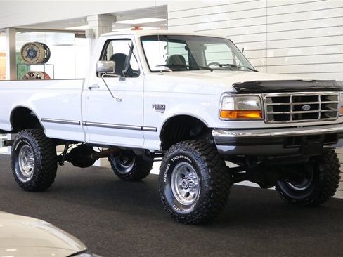 Used 1996 Ford F250 4x4 Regular Cab image 2