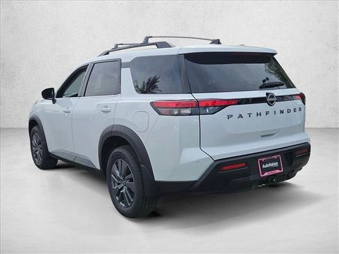 New 2026 Nissan Pathfinder SV w/ SV Premium Package FWD image 9