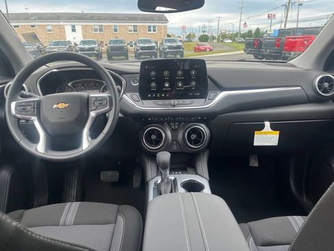 New 2026 Chevrolet Blazer LT w/ Convenience Package AWD/4WD image 30