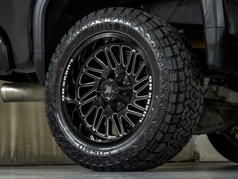 Used 2020 GMC Sierra 3500 AT4 w/ AT4 Premium Package image 55