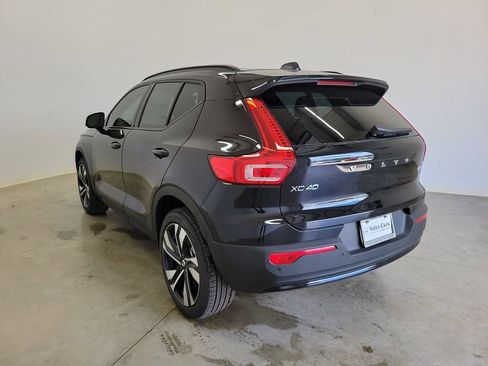 New 2026 Volvo XC40 B5 Ultra w/ Protection Package Premier AWD/4WD image 7