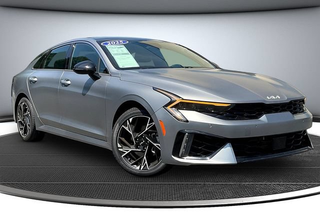 Used 2025 Kia K5 GT-Line w/ GT-Line Premium Package FWD image 3