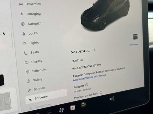 Used 2022 Tesla Model 3 image 35