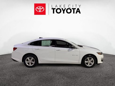 Used 2022 Chevrolet Malibu LS w/ LPO, Convenience Package 1 image 9