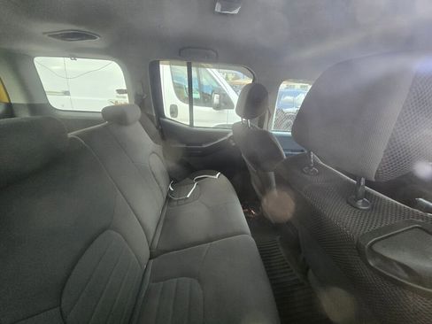 Used 2007 Nissan Xterra S w/ Side & Curtain Airbag Pkg image 11
