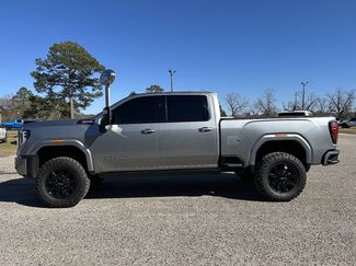 Used 2025 GMC Sierra 2500 AT4 w/ AT4 Premium Plus Package video 1