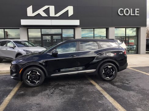 New 2026 Kia Sportage EX image 3