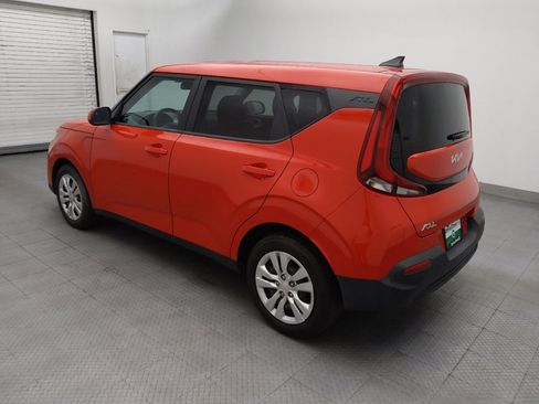 Used 2022 Kia Soul LX FWD image 3