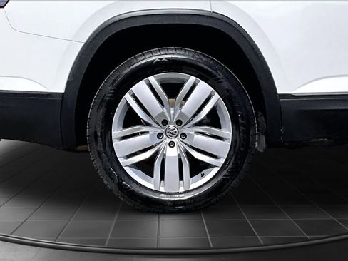 Used 2019 Volkswagen Atlas SE w/ Panoramic Sunroof Package AWD/4WD image 36
