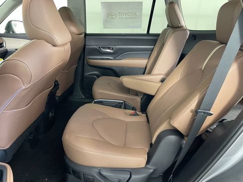 New 2026 Toyota Grand Highlander AWD image 10