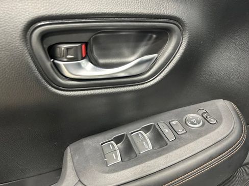 Used 2024 Honda HR-V Sport image 23