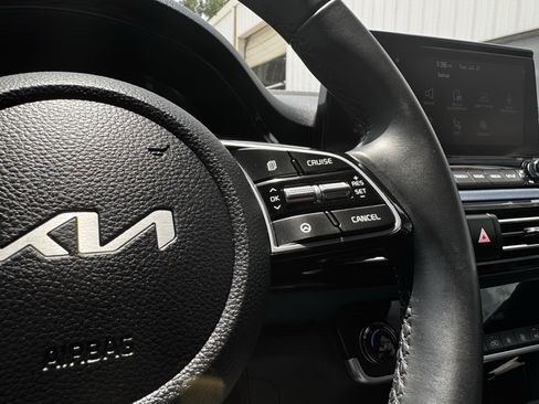 Used 2022 Kia Seltos S FWD image 31