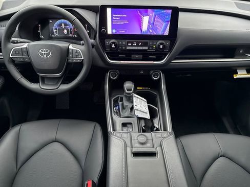 New 2026 Toyota Grand Highlander AWD image 12