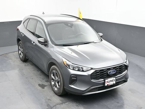 Used 2025 Ford Escape ST-Line AWD/4WD image 39