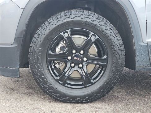 Used 2021 GMC Acadia AT4 image 19