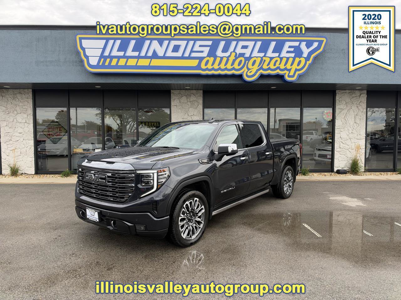 Used 2024 GMC Sierra 1500 Denali Ultimate AWD/4WD image 1