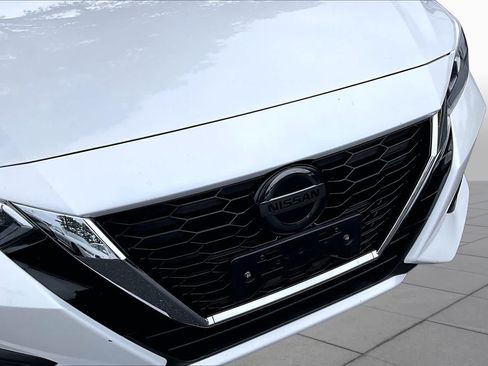 Used 2023 Nissan Sentra SV w/ All-Weather Package FWD image 29