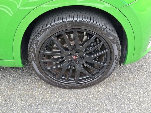 Used 2023 Maserati Levante Modena image 8