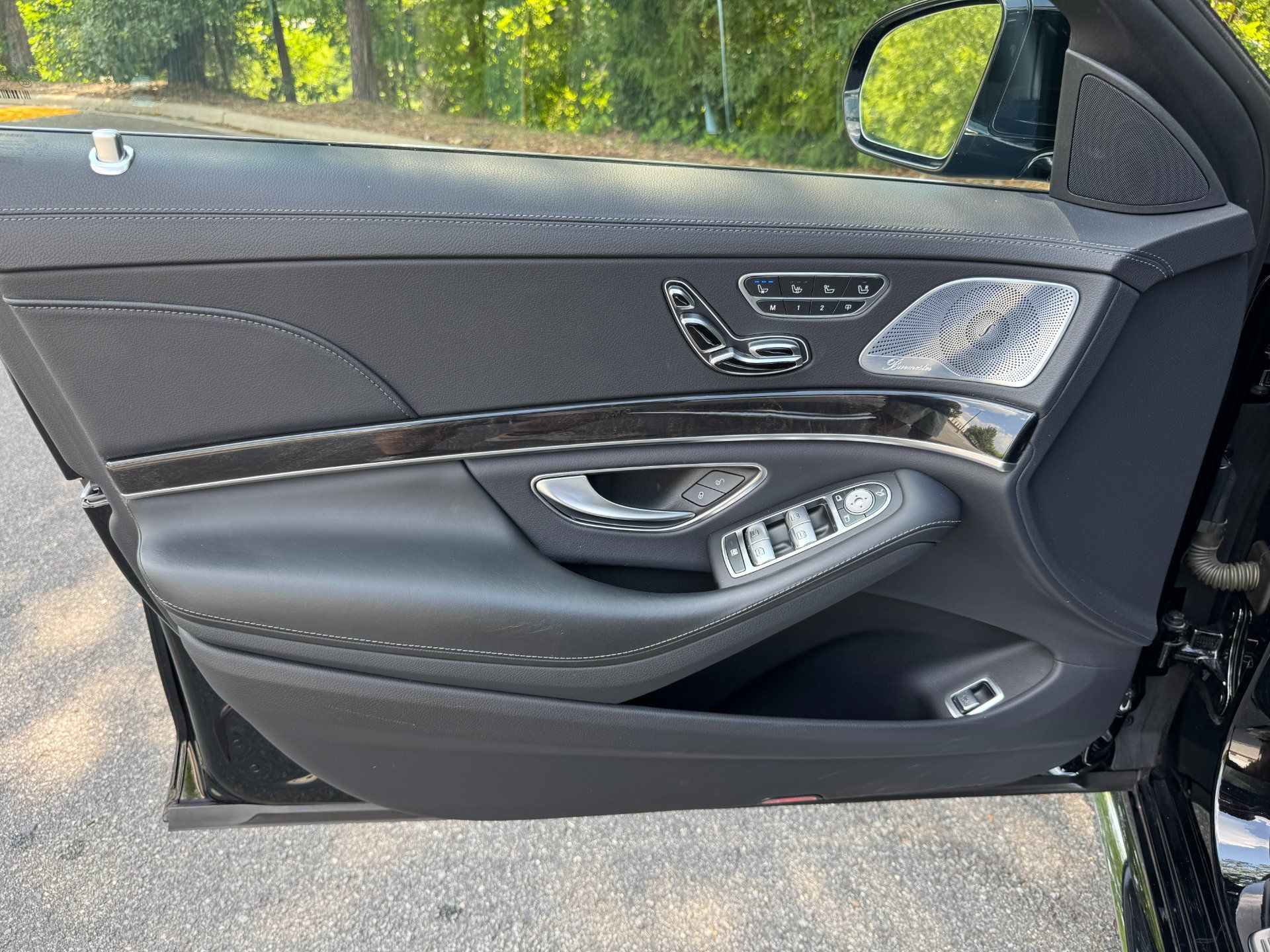 Used 2020 Mercedes-Benz S 63 AMG 4MATIC Sedan image 25