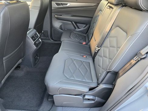 New 2025 Volkswagen Atlas Cross Sport SE AWD/4WD image 7