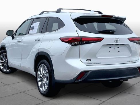Used 2023 Toyota Highlander Limited AWD/4WD image 11