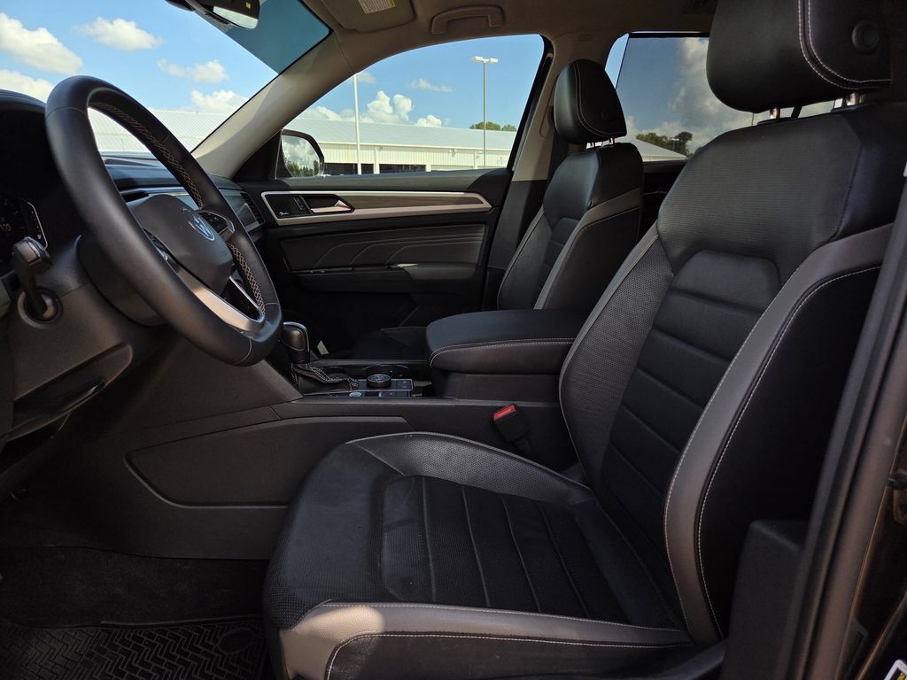 Used 2021 Volkswagen Atlas SEL Premium AWD/4WD image 17