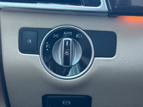 Used 2017 Mercedes-Benz GLE 350 4MATIC image 39