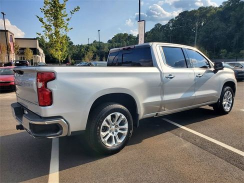 Used 2022 Chevrolet Silverado 1500 LTZ w/ LTZ Premium Package image 4