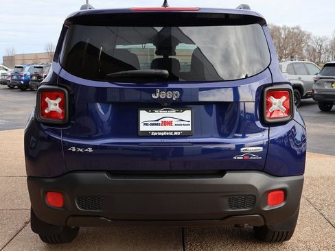 Used 2016 Jeep Renegade Latitude image 5