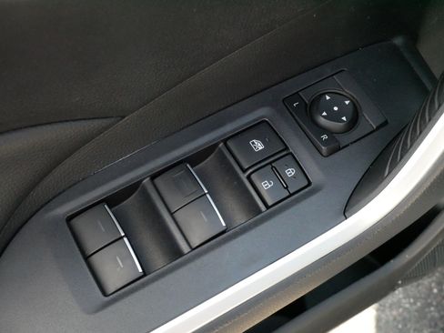 Certified 2023 Toyota RAV4 XLE w/ Convenience Package AWD/4WD image 19