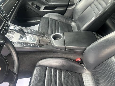 Used 2013 Porsche Panamera image 24