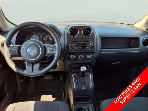 Used 2015 Jeep Patriot Latitude AWD/4WD image 12