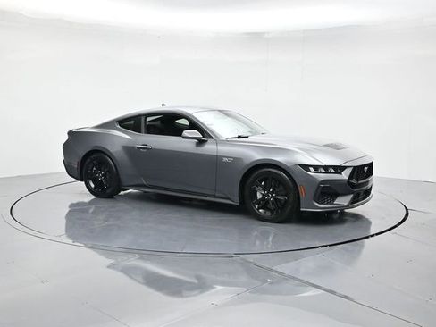 Used 2024 Ford Mustang GT image 3