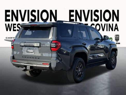 Used 2025 Toyota 4Runner SR5 image 11