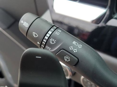 New 2026 GMC Sierra 1500 SLT w/ SLT Premium Package image 10