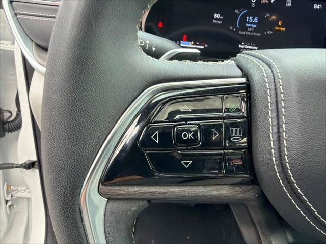 Certified 2023 Jeep Grand Cherokee Overland AWD/4WD image 23